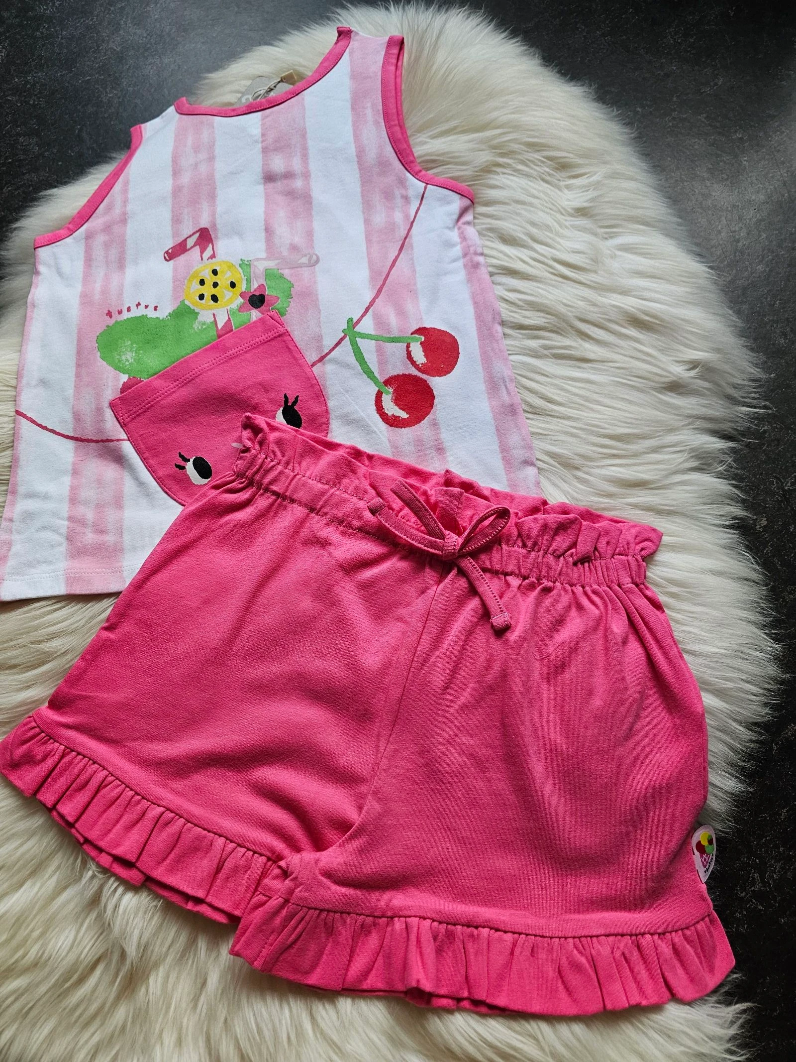 Ensemble Tuc Tuc neuf  - taille 6 ans / 116